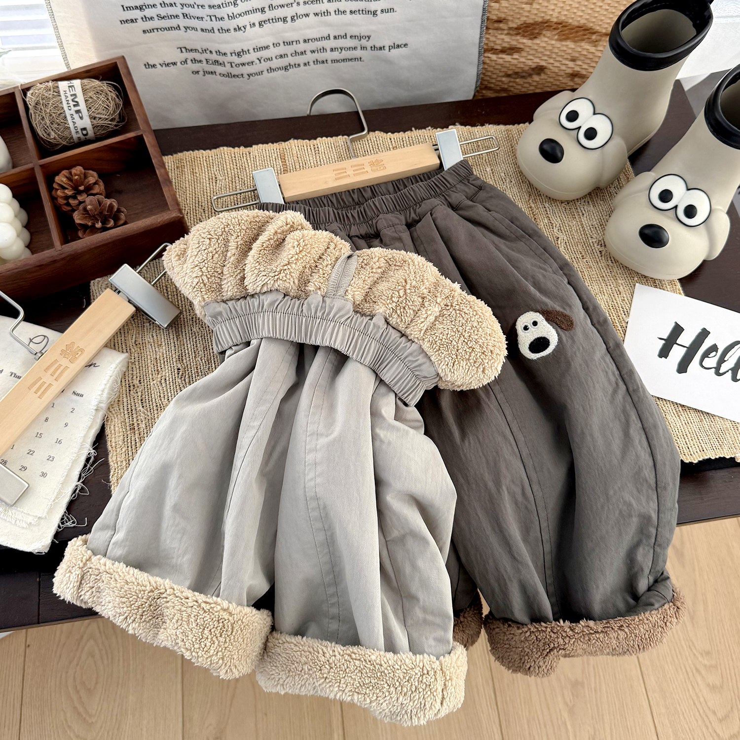 男童加绒加厚休闲裤2025冬季新款长裤女儿童珊瑚绒宽松冬装裤子 - 图1