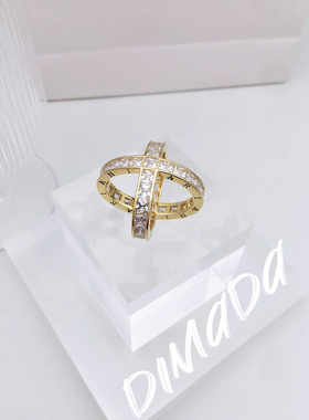 ./迪曼达十字架丝巾镂空时尚