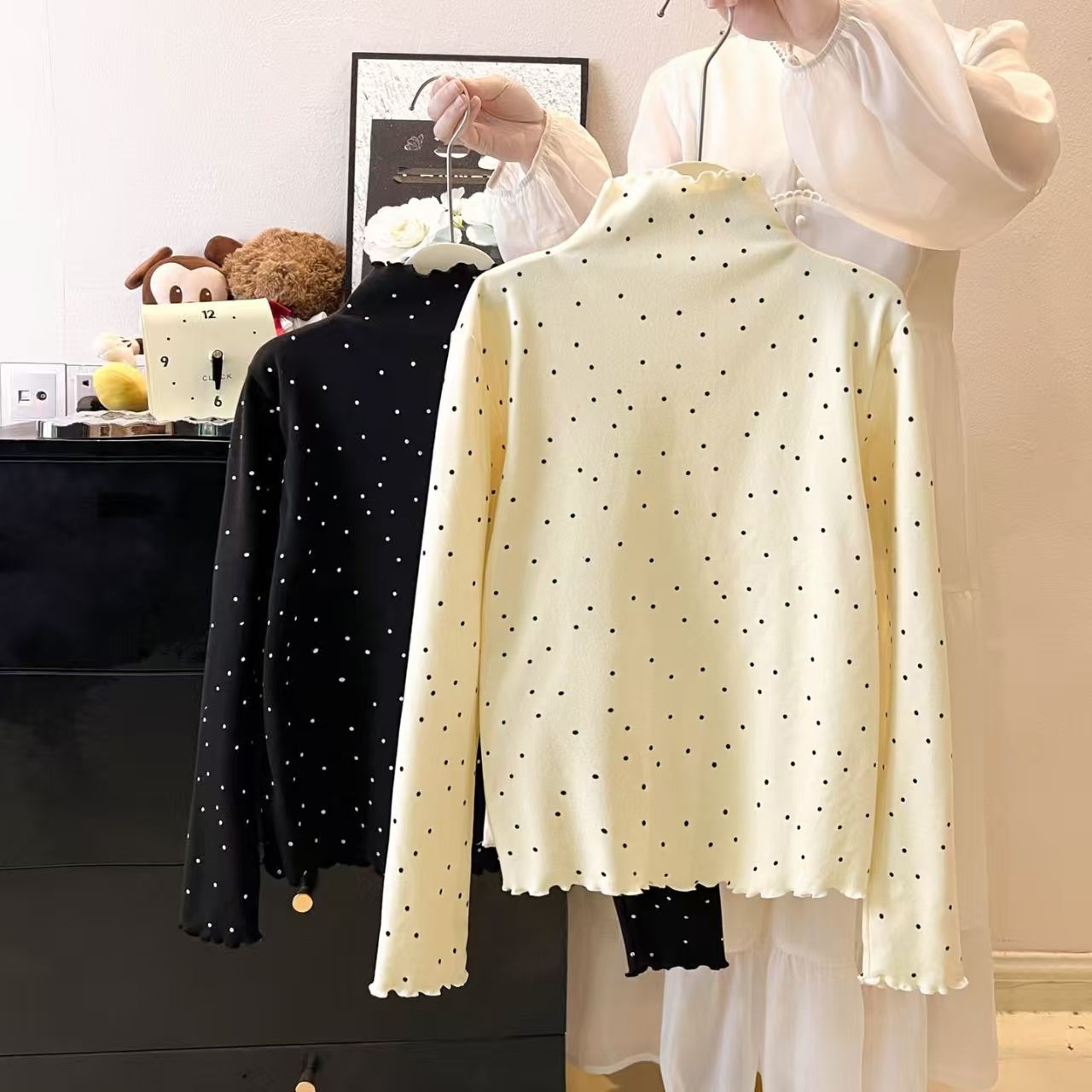 中大童新款半高领德绒甜美木耳边波点打底衫女童百搭气质显瘦上衣 - 图2