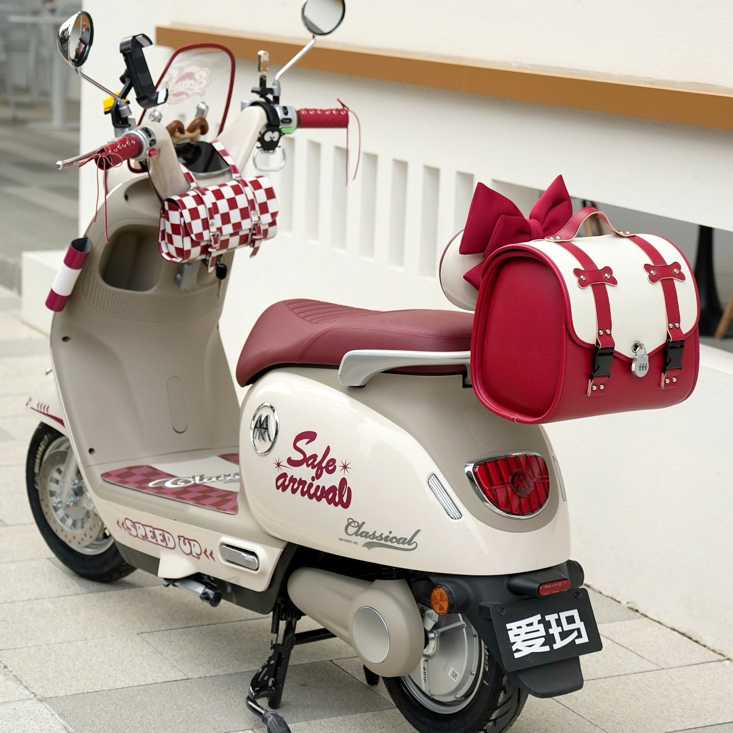 适用于爱玛Q5电动车装饰复古后备箱防水脚垫手机支架美式贴纸挂包,淘宝优惠券,粉丝福利购,淘宝优惠卷