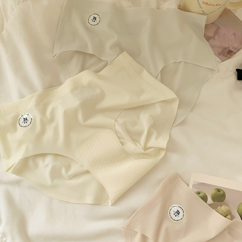 森日和叶冰丝加长裆无痕2026夏季新款内裤女3D蜜桃防夹臀三角裤 - 图2