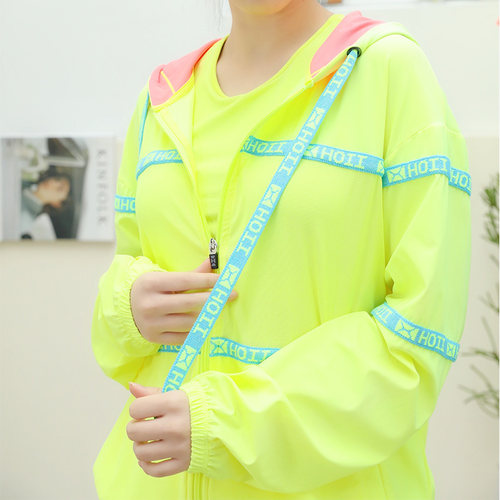2021新款台湾hoii后益标语连帽外套防晒衣服明星郭碧婷同款宽松 - 图1