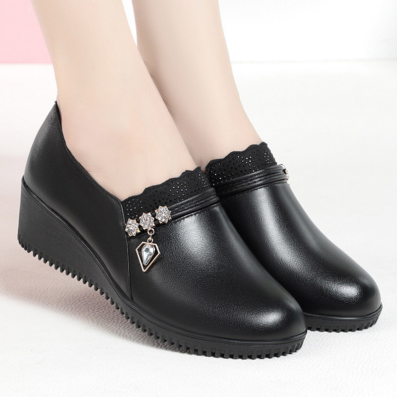 坡跟深口单鞋女春秋新款真皮牛皮时尚妈妈鞋中跟大码中老年女皮鞋,淘宝优惠券,粉丝福利购,淘宝优惠卷