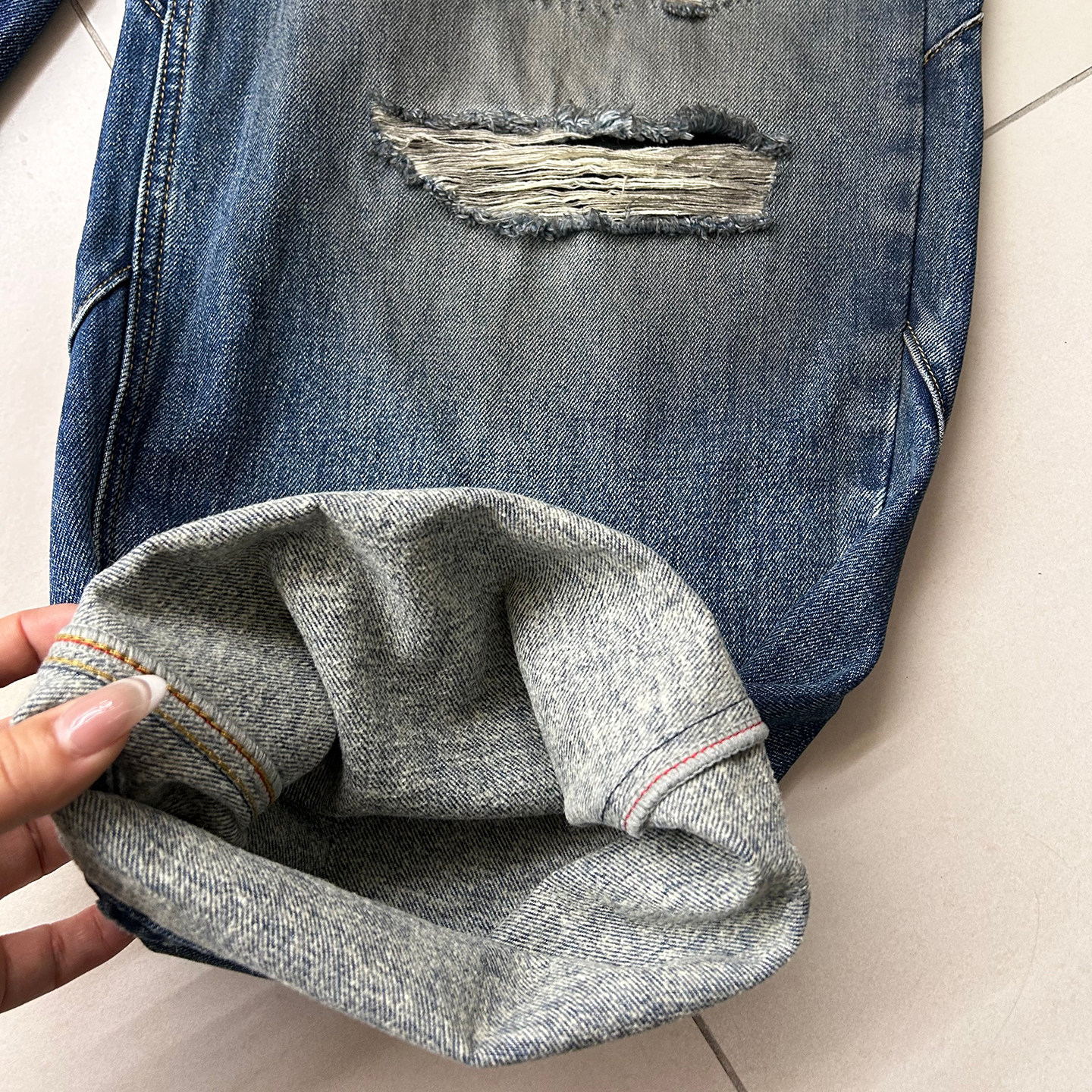 欧洲站破洞抓毛牛仔裤女2025年秋冬新款高腰宽松显瘦百搭直筒长裤,淘宝优惠券,粉丝福利购,淘宝优惠卷