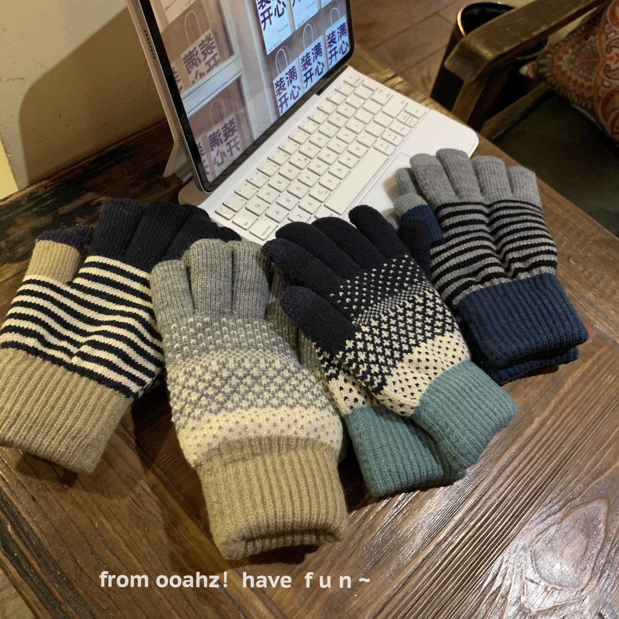 抗冻装备｜双层加绒 中性配色情侣秋冬保暖纯色骑车触屏手套男女,淘宝优惠券,粉丝福利购,淘宝优惠卷