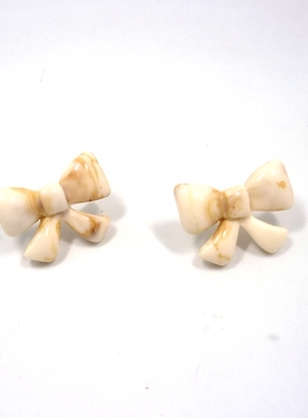 欧美风925银针小雏菊绿色耳钉