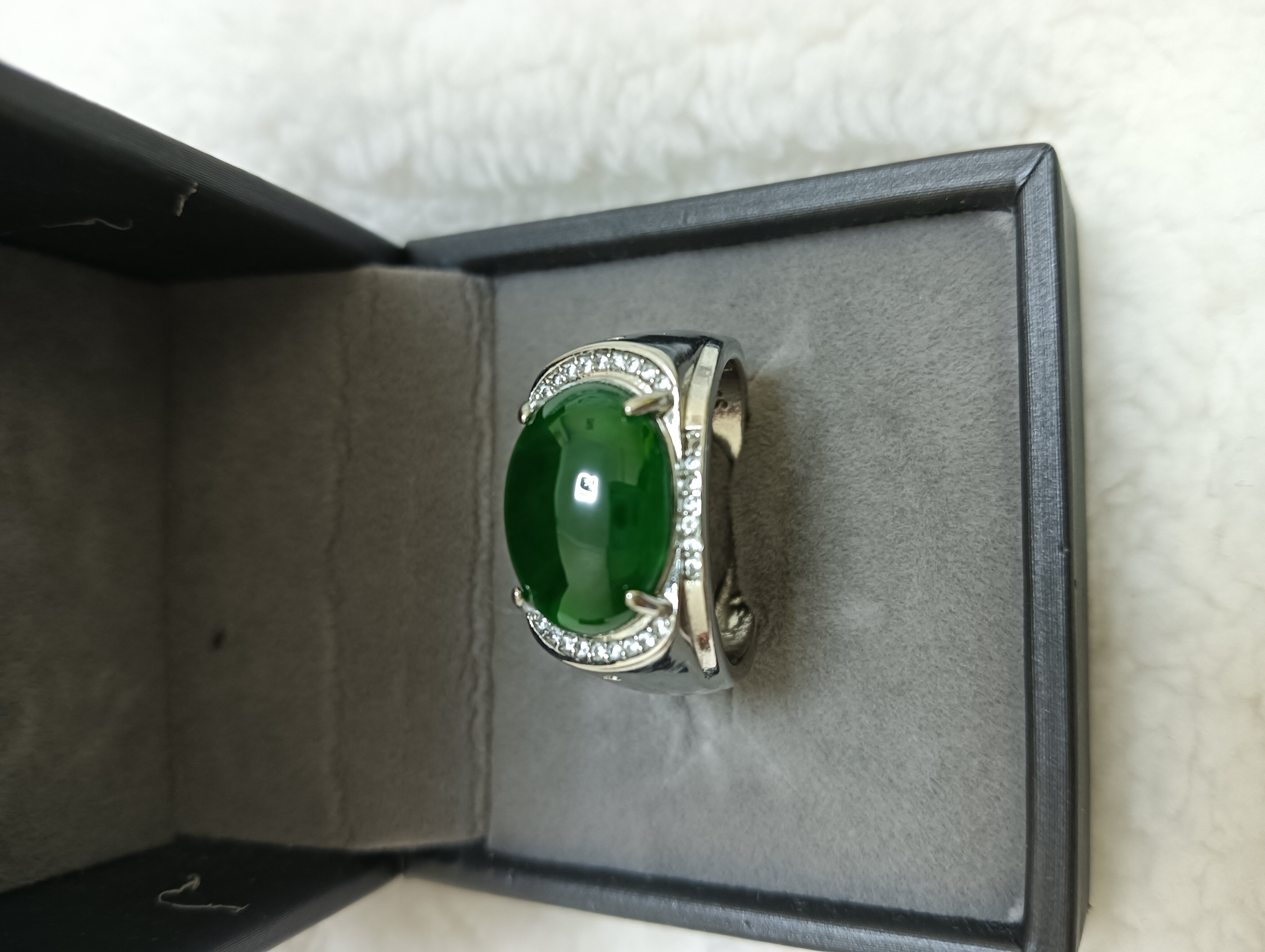 Imperial Green Jadeite Grade A Ring