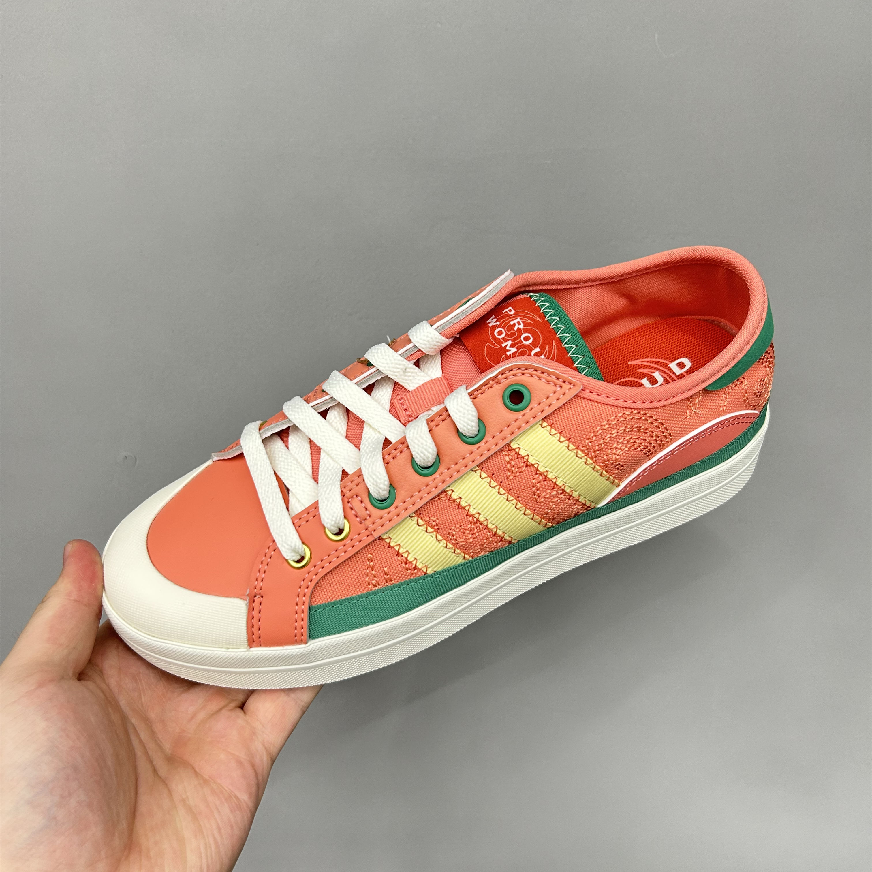 正品Adidas/阿迪达斯休闲女子CITY CANVAS经典帆布休闲板鞋HQ6934 - 图2