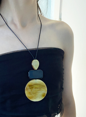 树脂皮绳女几何圆环项链毛衣链