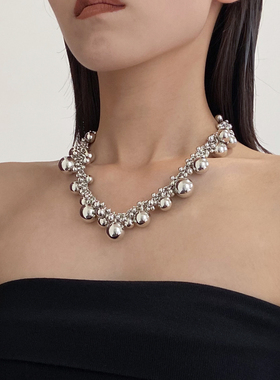 冷淡风不规则大小圆球串珠项链