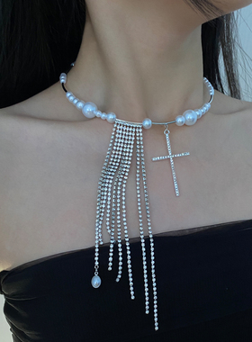 金属珍珠女镶钻十字架流苏项圈