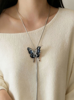 蓝色蝴蝶金属抽拉项链长款毛衣链