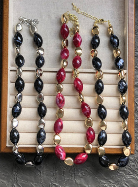 美拉德复古红咖色异形串珠项链