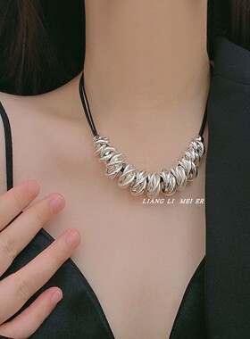 金属皮绳女碎银圈项链