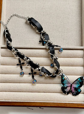 黑色皮质渐变蝴蝶吊坠项链项圈女