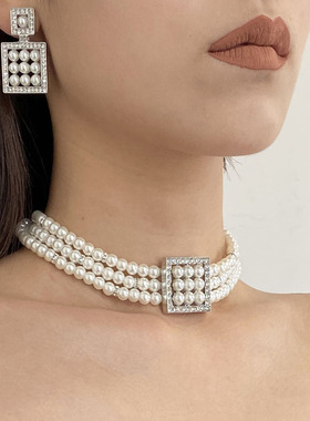 赦本风镶钻多层仿珍珠小香风项链