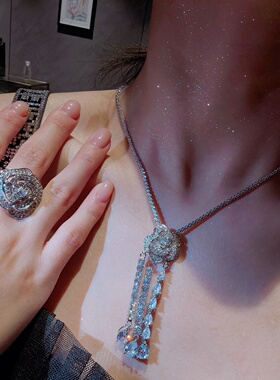 水滴重工流苏山茶花Z项链银色法式复古轻奢水钻时尚轻奢花朵女士