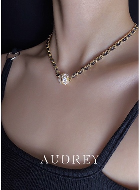 AUDREY姐姐皮革缠绕复古颈链