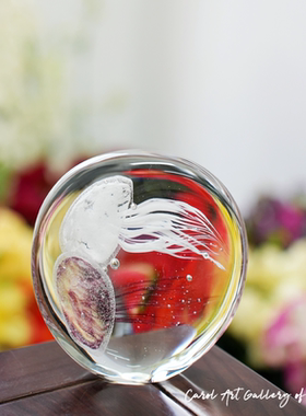 卡罗尔人间遗珠水母琉璃摆件