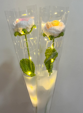 成品手工钩针玫瑰花束创意编织仿真永生花生日情人节送女友婚礼物