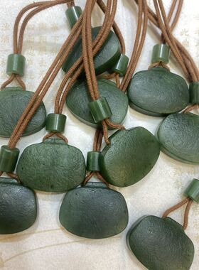 和田玉平安扣吊坠.天然和田玉碧玉挂件.新疆碧玉平安无事牌项链坠