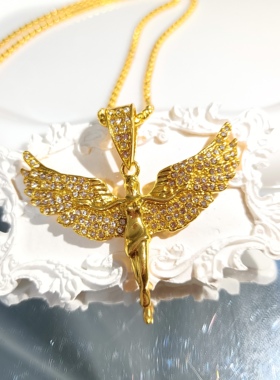 欧美跨境饰品复古中性风金色镶钻天使翅膀男女说唱嘻哈项链