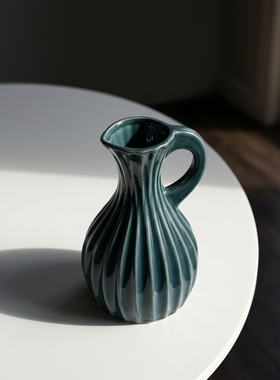 北欧简约陶瓷竖纹花瓶摆件