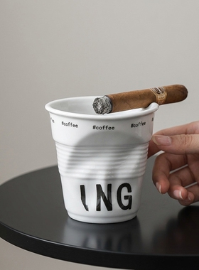 创意陶瓷字母咖啡杯桌面摆件