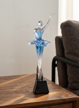 现代简约玻璃芭蕾舞者装饰摆件