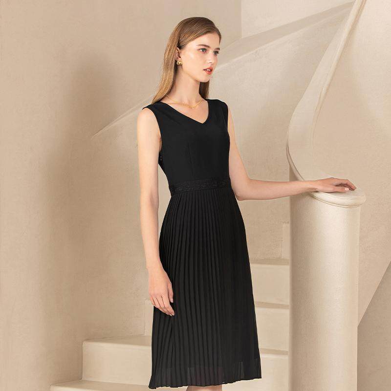 名师路黑色V领气质无袖百褶连衣裙女春季2025年新款薄雪纺裙中腰,淘宝优惠券,粉丝福利购,淘宝优惠卷