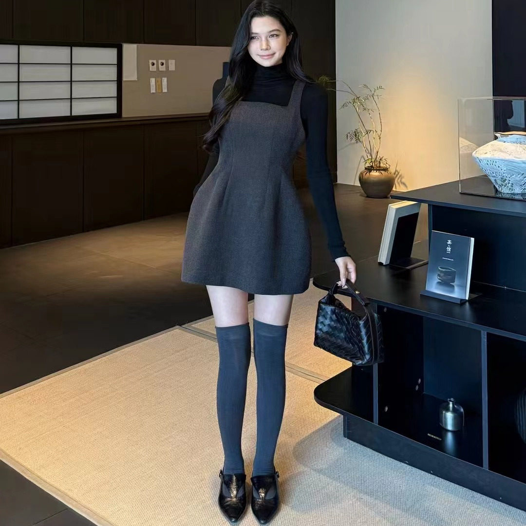 Vane韦恩十三行韩版高级感毛呢背心裙无袖连衣裙女秋冬叠穿吊带裙,淘宝优惠券,粉丝福利购,淘宝优惠卷