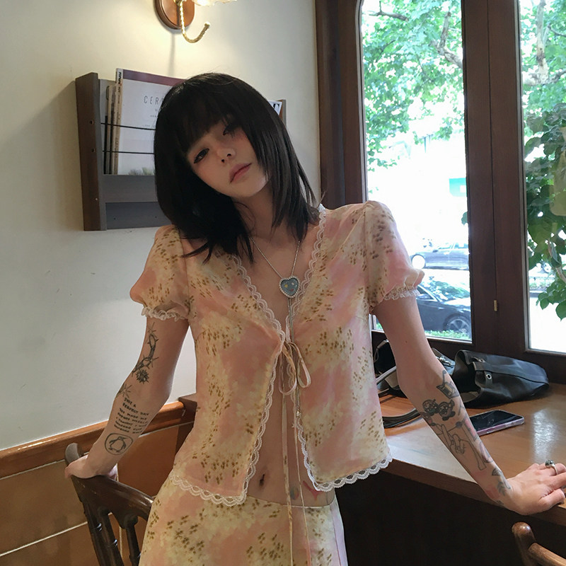 碎花纯欲雪纺套装蕾丝系带短袖开衫嫩妹半裙女夏套装裙,淘宝优惠券,粉丝福利购,淘宝优惠卷