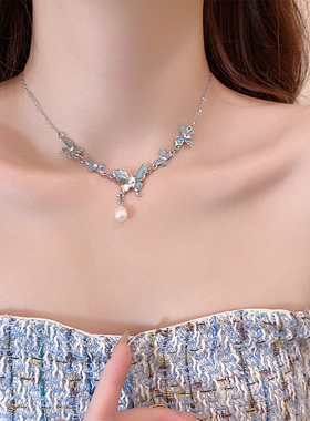 蓝色蝴蝶月光石拼接项链女夏季颈链高级感锁骨链轻奢小众颈链配饰