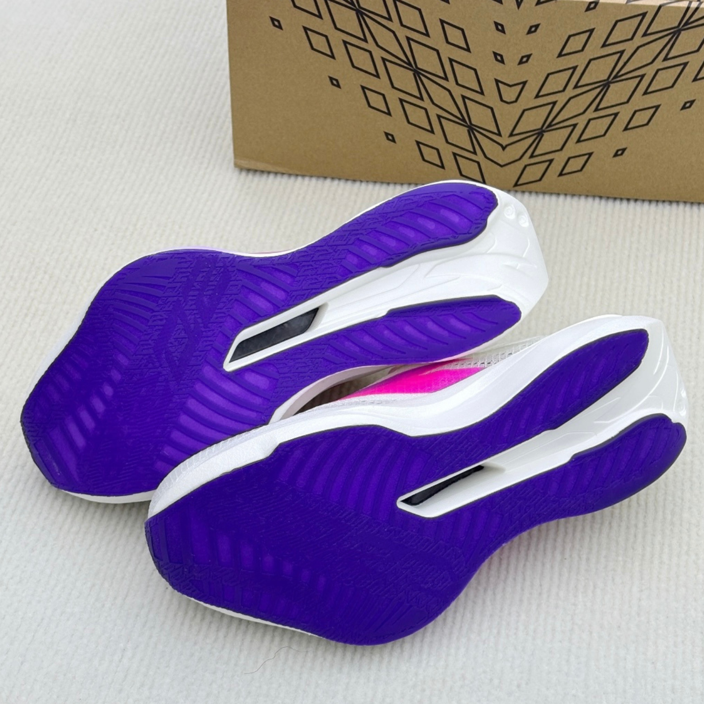 安踏 C202 7代涅槃专业竞速碳板跑鞋新款男轻量运动鞋112545575,淘宝优惠券,粉丝福利购,淘宝优惠卷