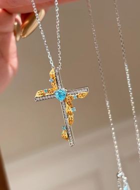 2025新款重工藤蔓十字架|拉丝工艺金色叶子海蓝爱心十字架吊坠项
