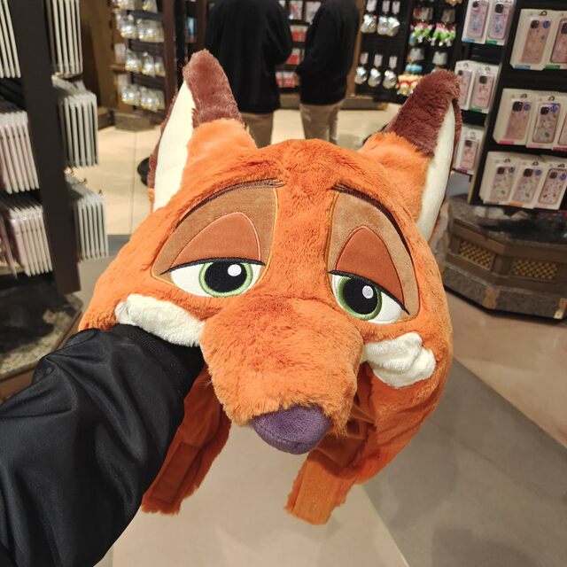 Rental Shanghai Disney Zootopia Judy Fox Nick character hat rental hood for taking photos in the park