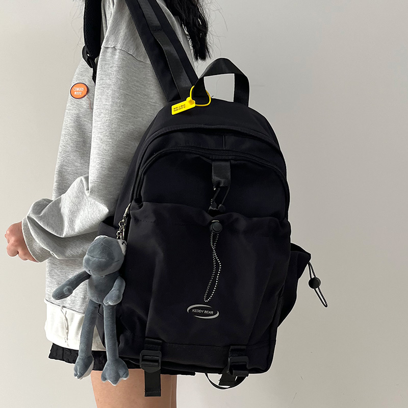 高颜值书包初中女生轻便旅行背包女2025新款轻便大容量双肩包大学 - 图2