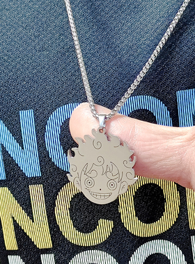 海贼王钛钢路飞太阳神尼卡项链