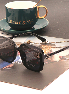 美帕尼墨镜女款红色链条偏光开车