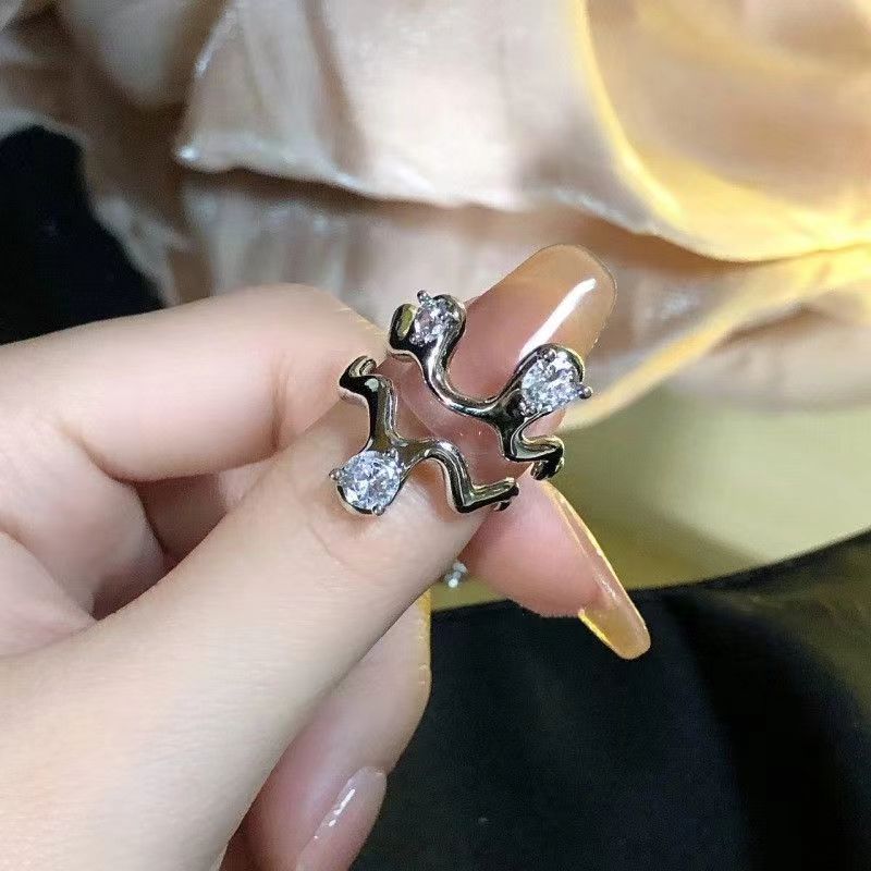 钻伊恋戒指可开口调节轻奢小众设计时尚个性女对戒精致复古_饰品_流行首饰_时尚饰品新