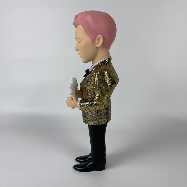 Hand-made figure model of trendy brand G-Dragon G-Dragon