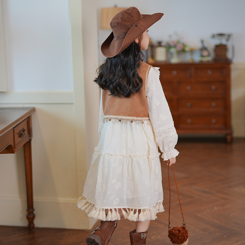 女童马甲连衣裙套装秋装2025新款西域民族风波西米亚流苏背心裙子 - 图3