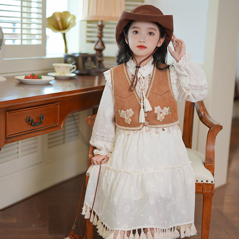 女童马甲连衣裙套装秋装2025新款西域民族风波西米亚流苏背心裙子 - 图1