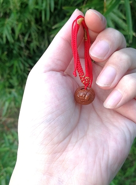 生肖马野生桃核手工雕刻手绳