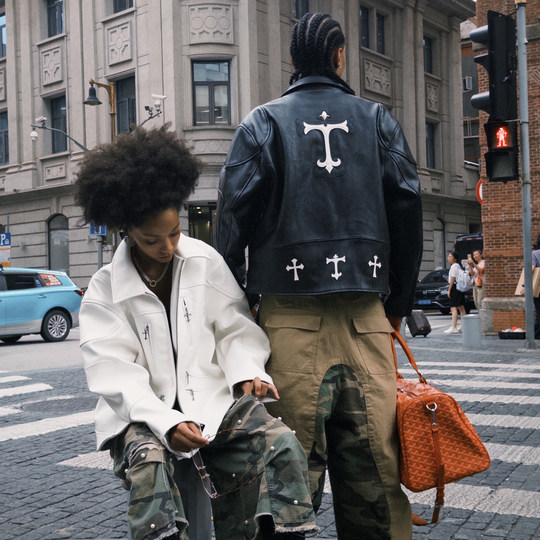 STEEPC 圣剑*重磅皮料短宽翻领定制五金贴皮拼绣皮衣夹克外套