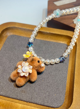 毛绒小熊项链秋冬新款可爱时尚高级感轻奢百搭原创时尚小熊毛衣链