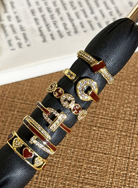 缘系指尖素圈潮流混搭红色甜酷开口戒指女几何爱心钉子轻奢食指戒