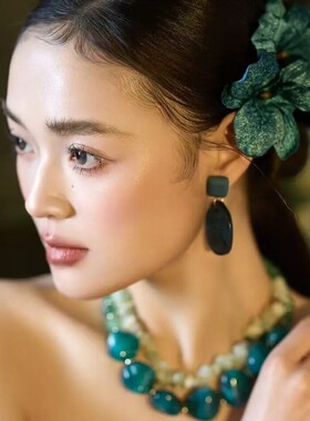 原创设计海洋系不规则串珠湖蓝绿色树脂项链夸张颈链新娘礼服配饰