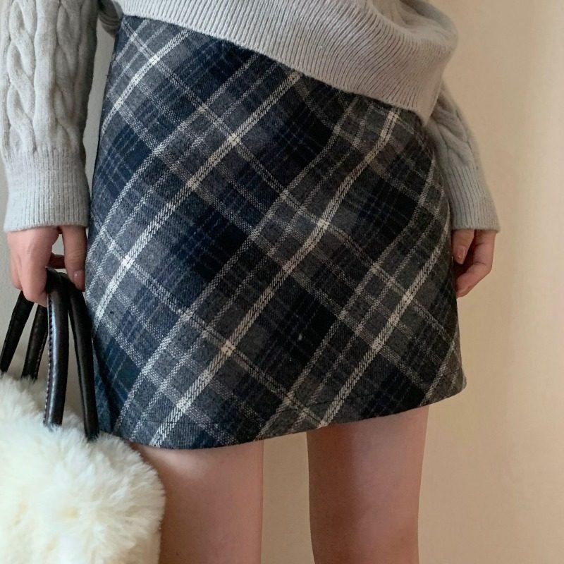 胖妹妹洋气复古百搭学生撞色菱格半身裙大码女装修身毛呢A字短裙,淘宝优惠券,粉丝福利购,淘宝优惠卷