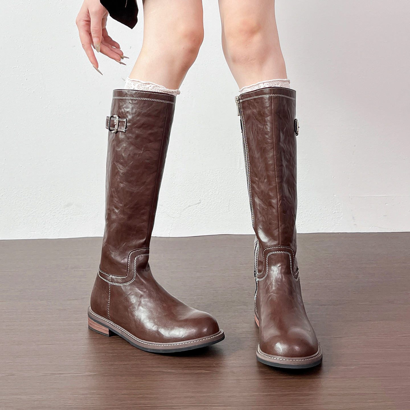 真皮版～复古厚底骑士靴女秋冬新款显瘦粗跟高筒靴女皮带扣长筒靴 - 图0